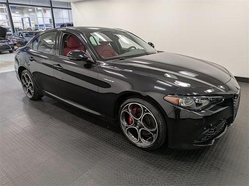 2024 Alfa Romeo Giulia Veloce