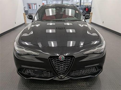 2024 Alfa Romeo Giulia Veloce