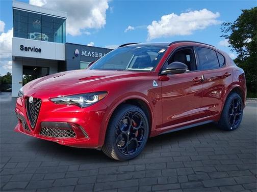 2024 Alfa Romeo Stelvio Quadrifoglio