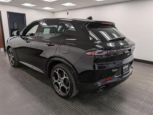 2024 Alfa Romeo Tonale Veloce