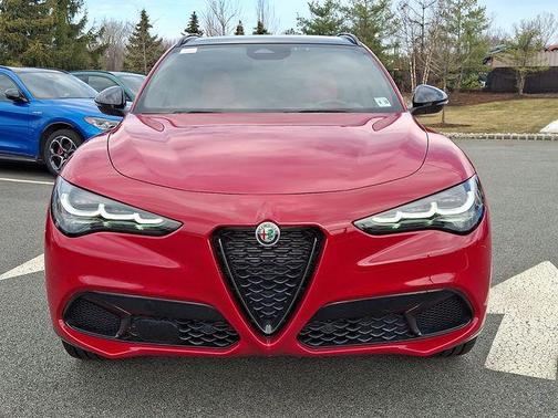 2025 Alfa Romeo Stelvio Veloce