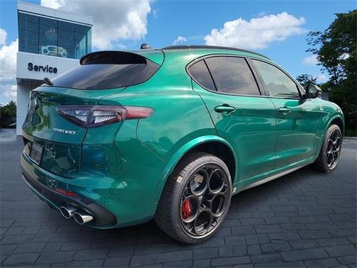 2024 Alfa Romeo Stelvio Quadrifoglio