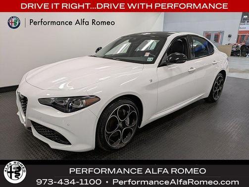 2024 Alfa Romeo Giulia Ti