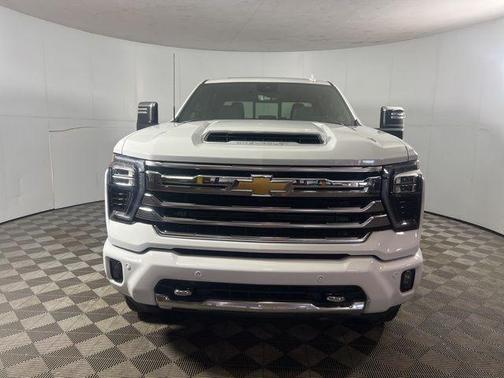 2025 Chevrolet Silverado 2500 High Country