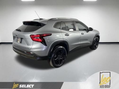 Sterling Gray Metallic 2025 Chevrolet Trax ACTIV