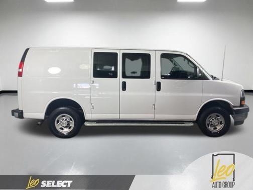 Summit White 2024 Chevrolet Express 2500 Work Van