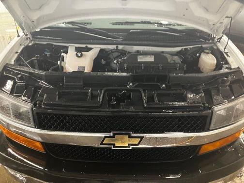 2024 Chevrolet Express 2500 Work Van