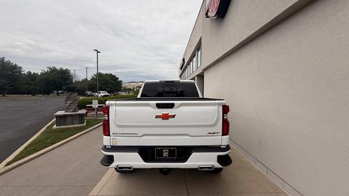Summit White 2026 Chevrolet Silverado 1500 RST