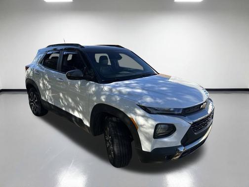 Summit White 2021 Chevrolet Trailblazer ACTIV