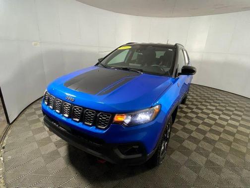 2025 Jeep Compass Trailhawk