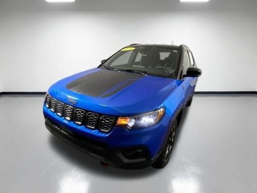 Hydro Blue Pearlcoat 2025 Jeep Compass Trailhawk