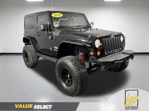 Black Clearcoat 2013 Jeep Wrangler Sahara