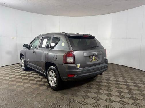 Granite Crystal Clearcoat Metallic 2016 Jeep Compass Latitude