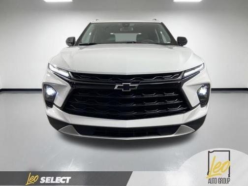 Summit White 2026 Chevrolet Blazer LT