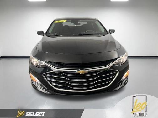 Mosaic Black Metallic 2025 Chevrolet Malibu 1LS
