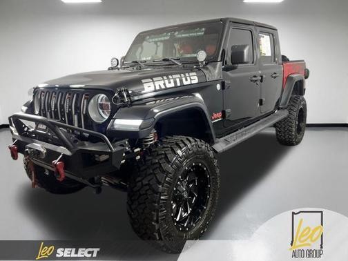 Black Clearcoat 2020 Jeep Gladiator Overland