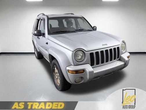 Silver 2002 Jeep Liberty Limited