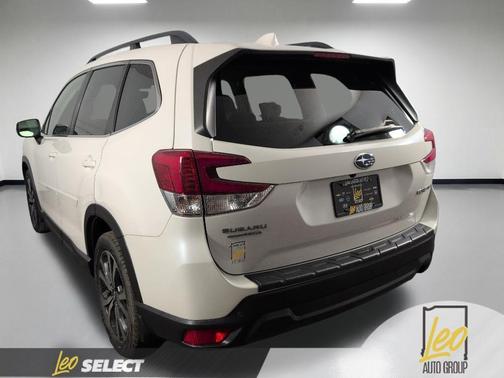 Crystal White Pearl 2020 Subaru Forester Limited