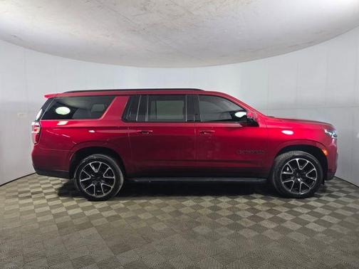 2024 Chevrolet Suburban RST