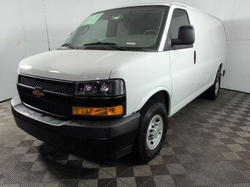 2026 Chevrolet Express 2500 Work Van