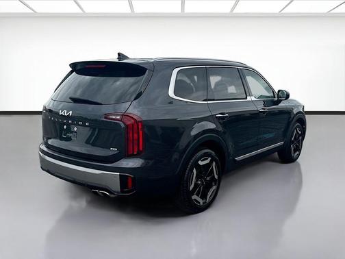 Metal 2025 Kia Telluride S