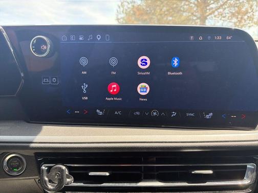 Sterling Gray Metallic 2026 Chevrolet Traverse LT