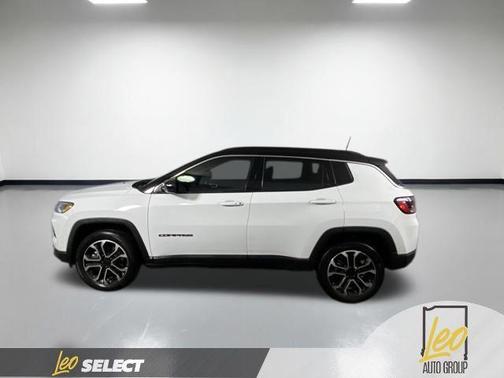 Bright White Clearcoat 2023 Jeep Compass Limited
