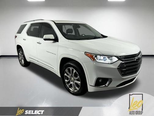 Summit White 2020 Chevrolet Traverse Premier