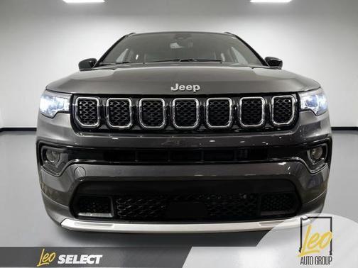 Granite Crystal Clearcoat Metallic 2023 Jeep Compass Limited