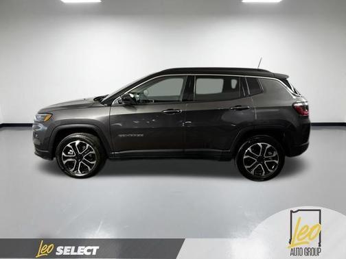 Granite Crystal Clearcoat Metallic 2023 Jeep Compass Limited