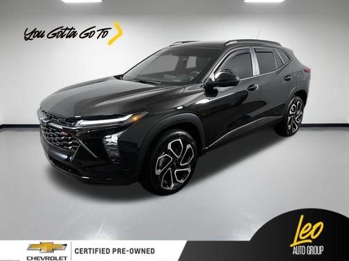Mosaic Black Metallic 2025 Chevrolet Trax 2RS