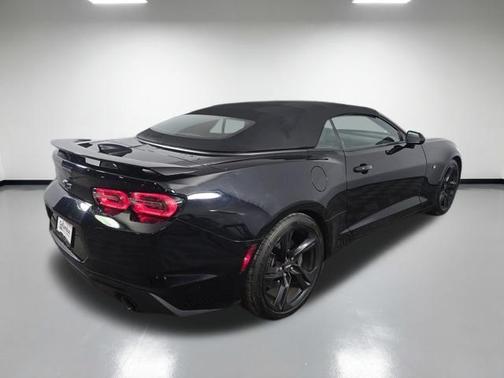 Black 2020 Chevrolet Camaro 2SS