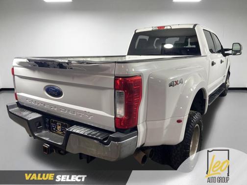 Oxford White 2018 Ford F-350 XLT