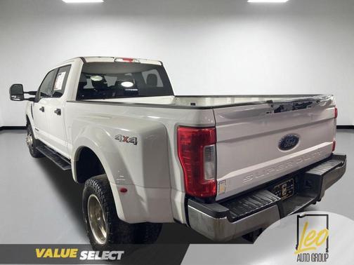 Oxford White 2018 Ford F-350 XLT