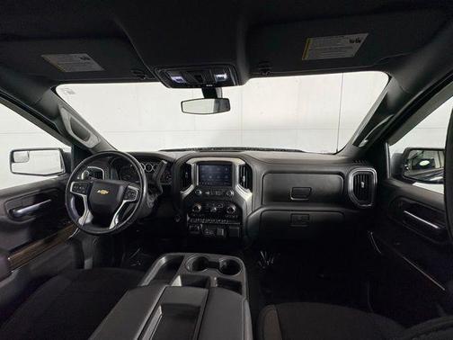 Shadow Gray Metallic 2021 Chevrolet Silverado 1500 LT