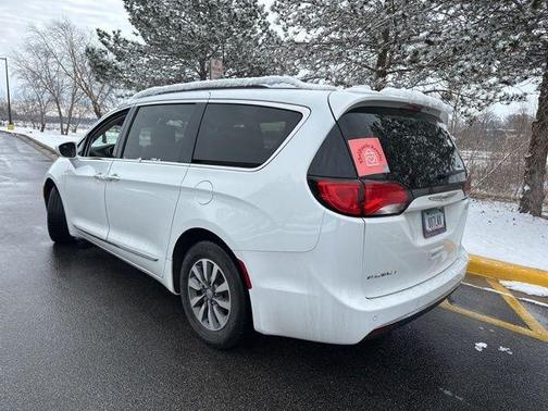2020 Chrysler Pacifica Touring-L Plus