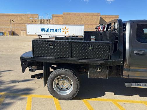 Magnetic 2018 Ford F-450 XL