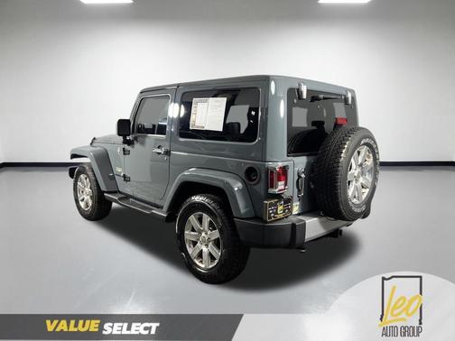 Anvil Clearcoat 2015 Jeep Wrangler Sahara