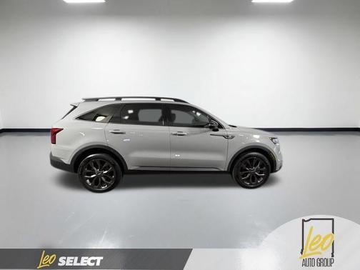Wolf Gray 2022 Kia Sorento X-Line EX