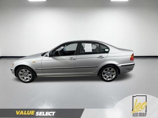2003 BMW 325 xi
