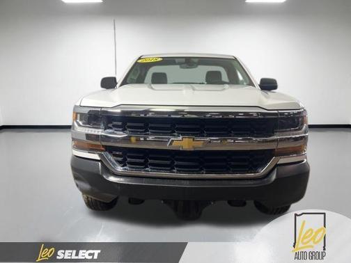 Summit White 2018 Chevrolet Silverado 1500 WT