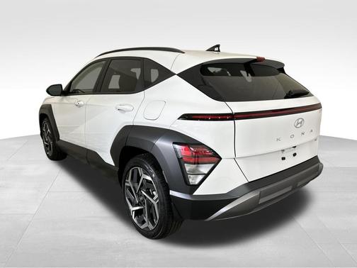 Atlas White 2026 Hyundai KONA SEL Premium