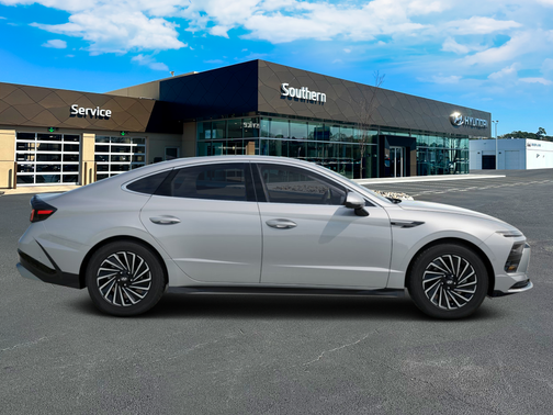 Aero Silver 2026 Hyundai SONATA Hybrid Limited