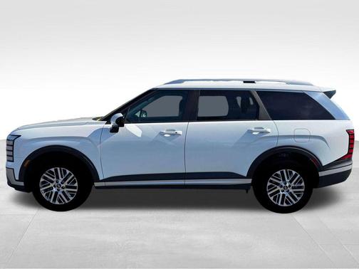 Creamy White Pearl 2026 Hyundai PALISADE SEL 7P
