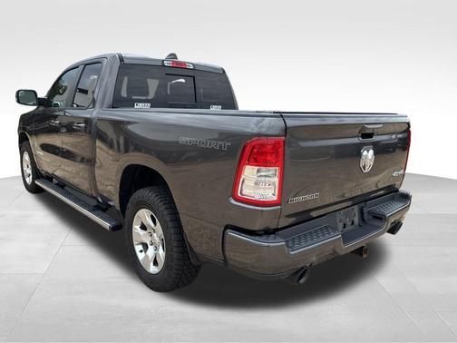 Granite Crystal Metallic Clearcoat 2020 RAM 1500 Big Horn/Lone Star