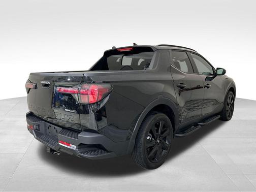 Phantom Black 2024 Hyundai SANTA CRUZ NIGHT