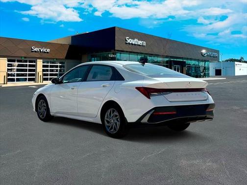 2025 Hyundai ELANTRA HEV Blue