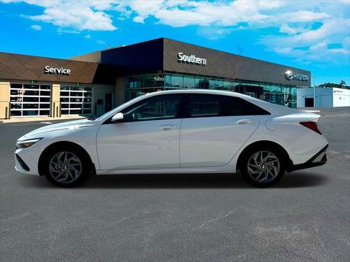 2025 Hyundai ELANTRA HEV Blue