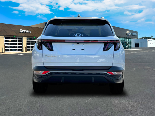 White Pearl 2024 Hyundai TUCSON SEL