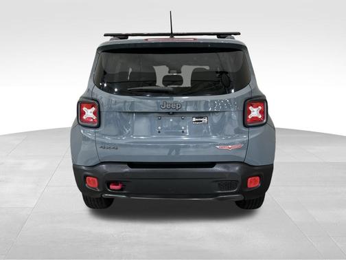 2015 Jeep Renegade Trailhawk